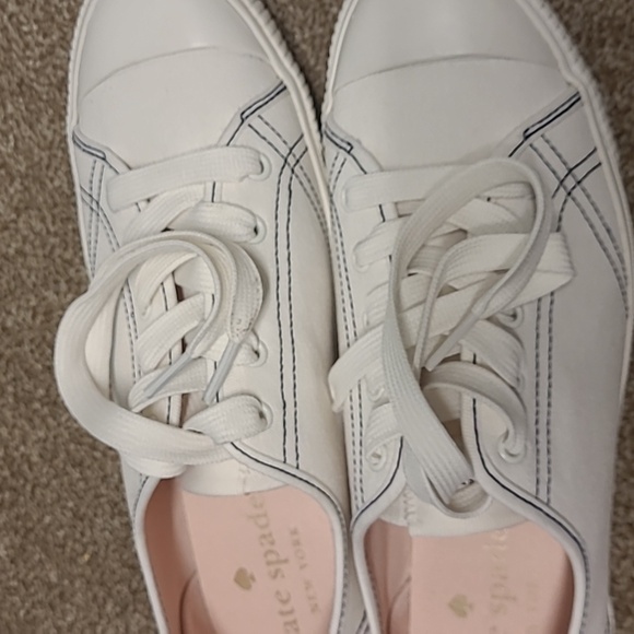 NWOT Kate Spade Canvas White Tommi Sneaker - Picture 11 of 13